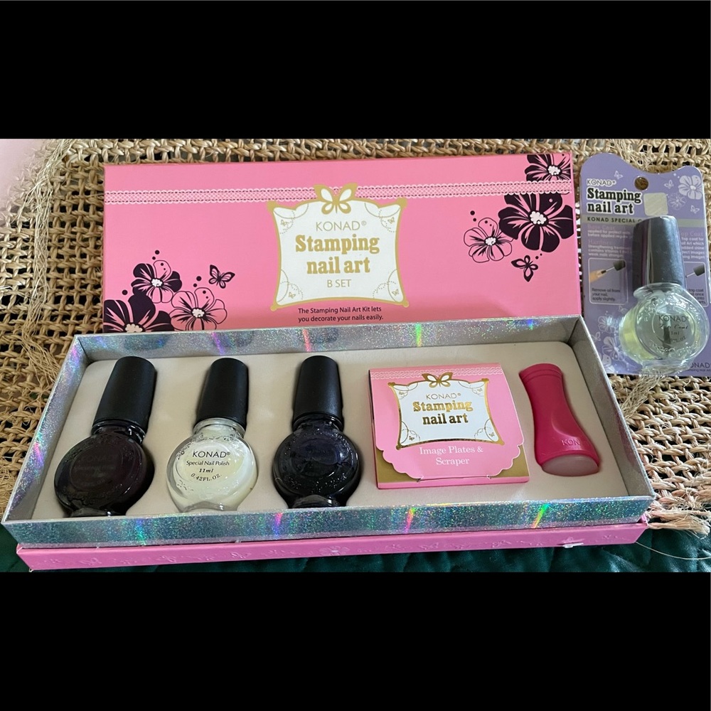 Stamping Nail Art